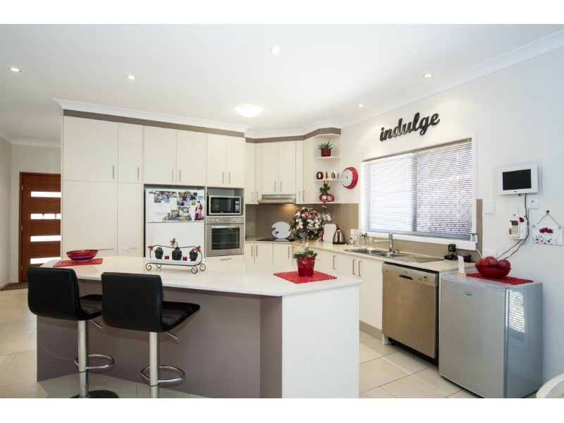 1/13 Shannon Brook Grove, Oxenford QLD 4210