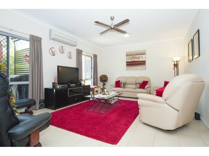 1/13 Shannon Brook Grove, Oxenford QLD 4210