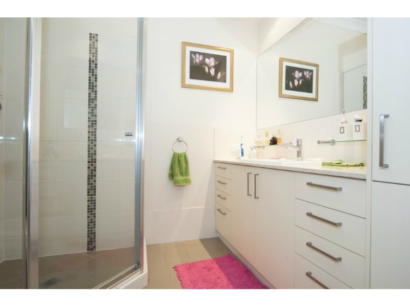 1/13 Shannon Brook Grove, Oxenford QLD 4210