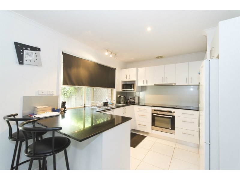 2/5 Academy Street, Oxenford QLD 4210