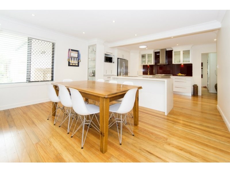 12 Edward Street, Labrador QLD 4215