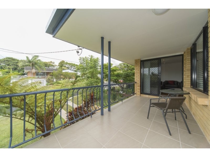 12 Edward Street, Labrador QLD 4215