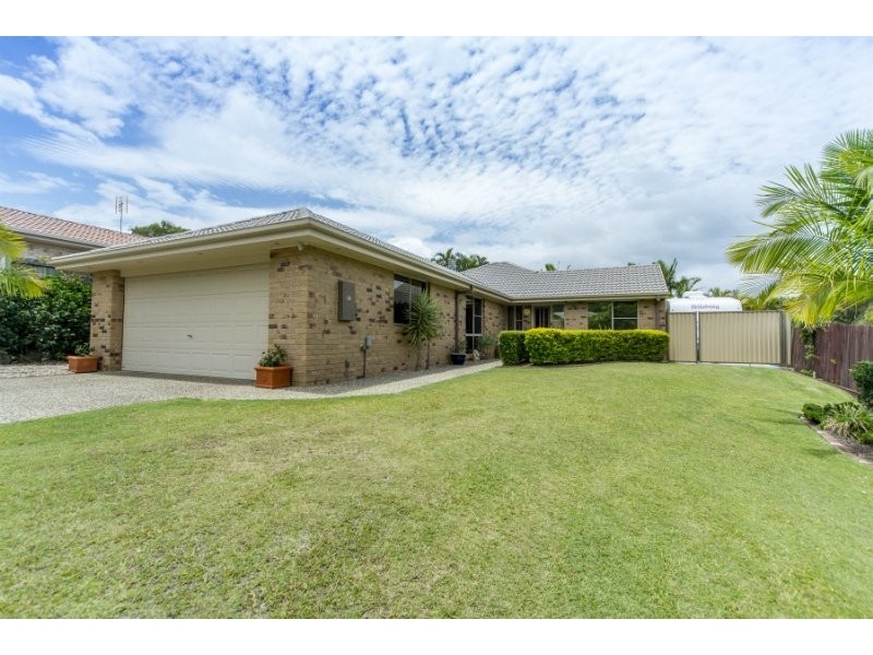 24 Urangan Court, Helensvale QLD 4212