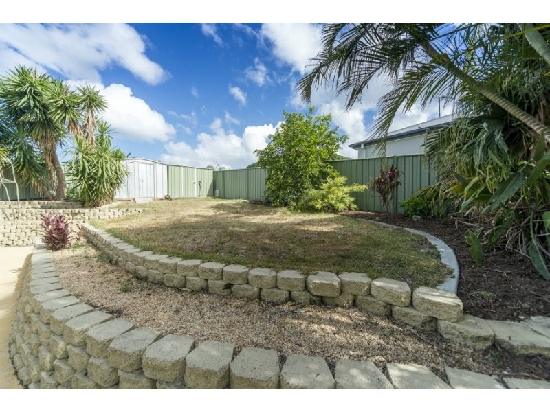 19 Wolvi Place, Helensvale QLD 4212