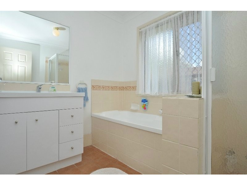 11 Kea Lane, Oxenford QLD 4210