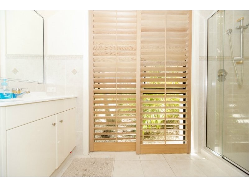 19 Calmwater Crescent, Helensvale QLD 4212