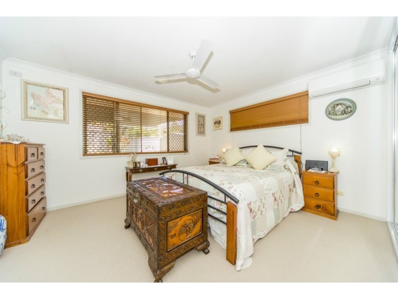 218 Discovery Drive, Helensvale QLD 4212