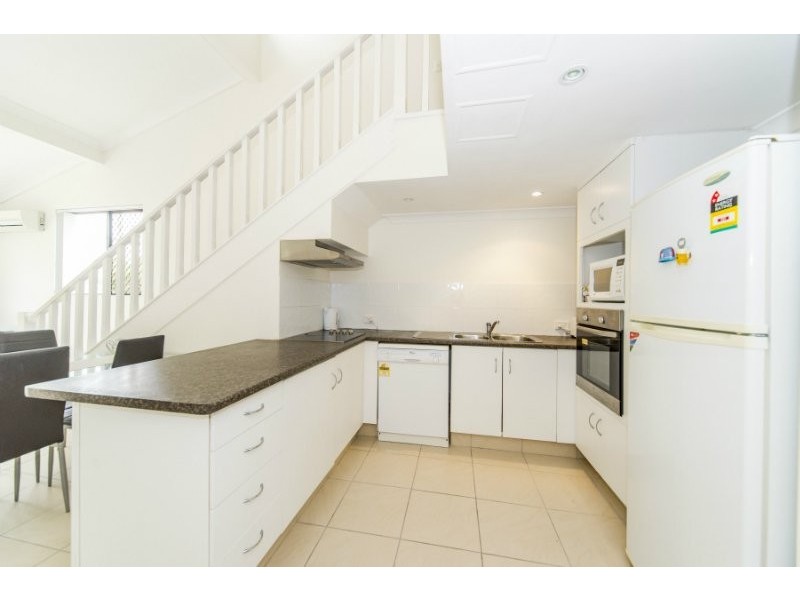 66/43 Enderley Avenue, Surfers Paradise QLD 4217