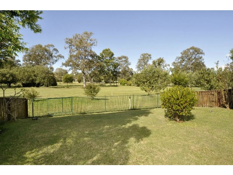 15 Wandilla Drive, Helensvale QLD 4212