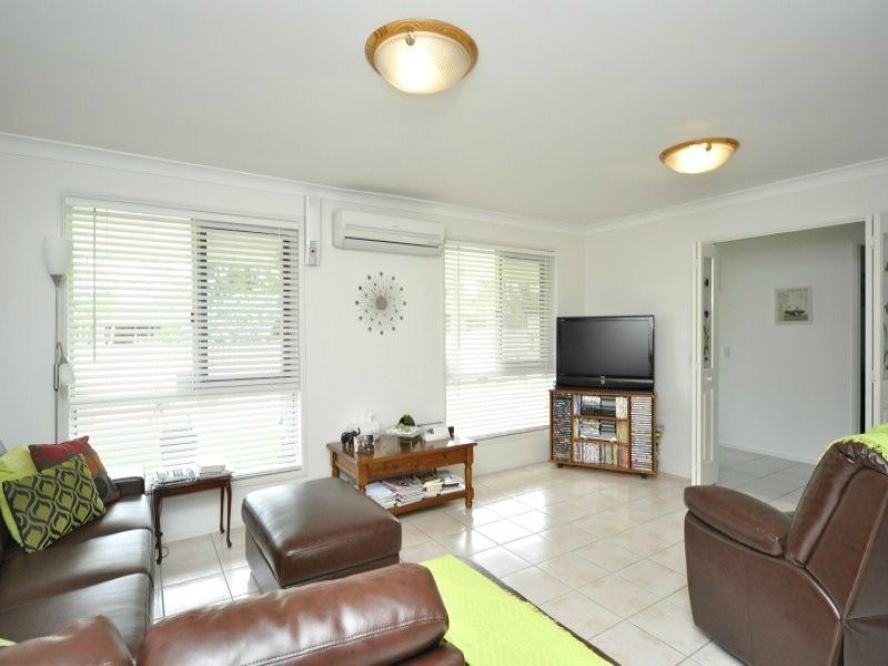 79 Parkes Drive, Helensvale QLD 4212