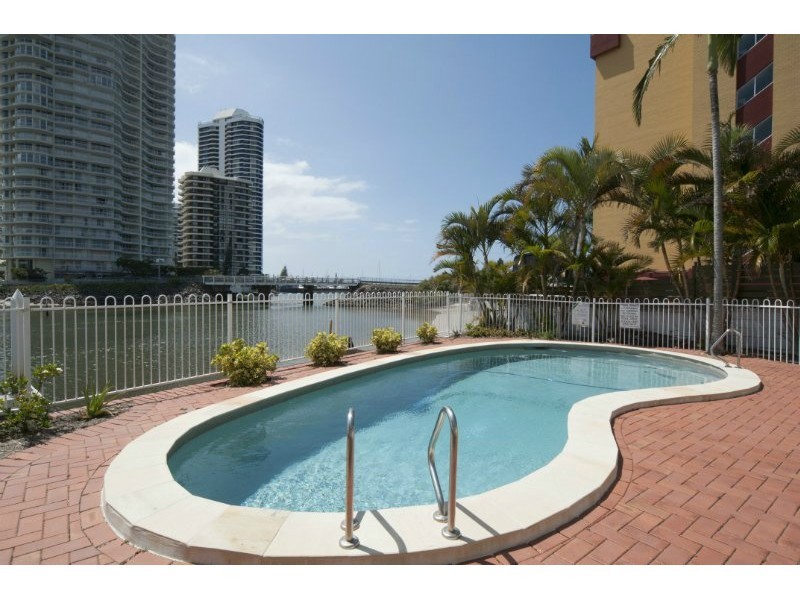 7/3 Vernia Place, Biggera Waters QLD 4216