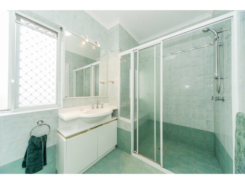 7/3 Vernia Place, Biggera Waters QLD 4216