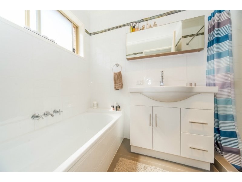 1/9 Chaplin Crescent, Oxenford QLD 4210