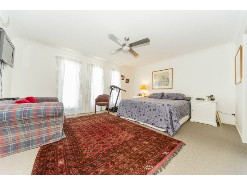 2/46 Heeb Street, Bundall QLD 4217