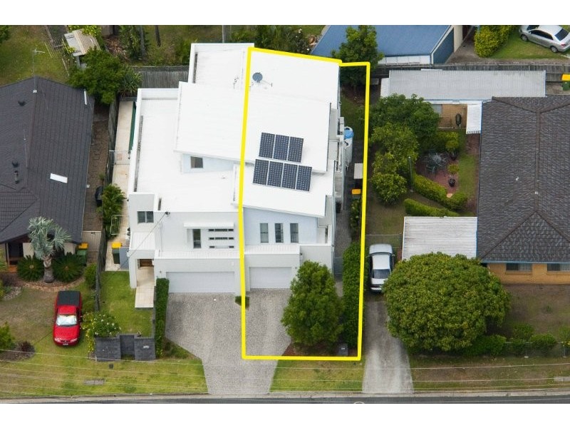 2/46 Heeb Street, Bundall QLD 4217