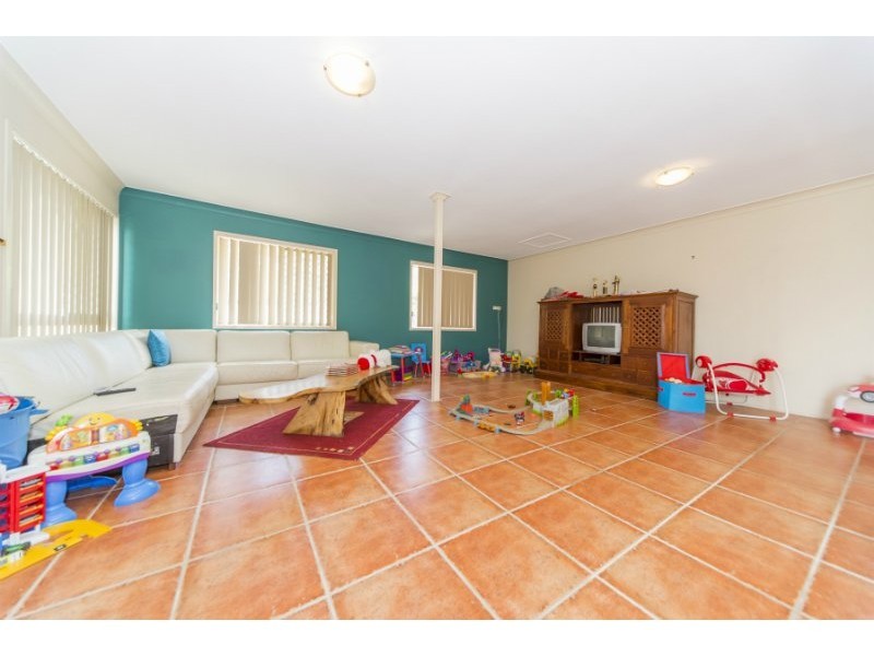 213 Banyula Drive, Gaven QLD 4211