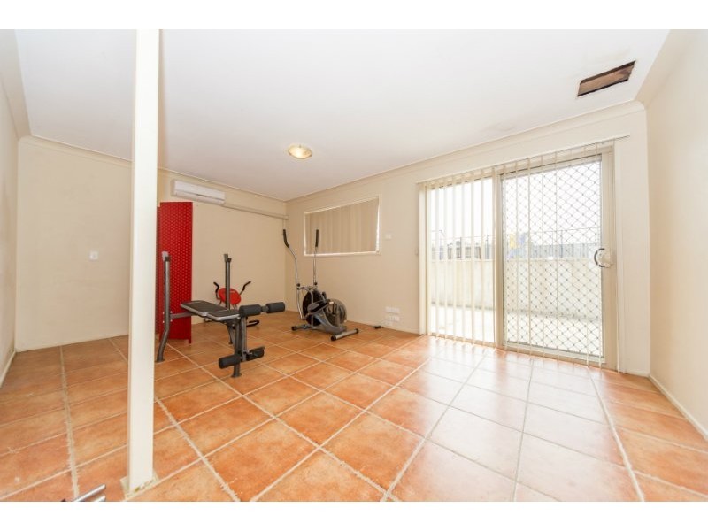 213 Banyula Drive, Gaven QLD 4211