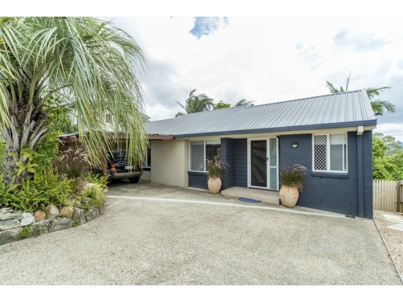 39 Adaminaby Drive, Helensvale QLD 4212