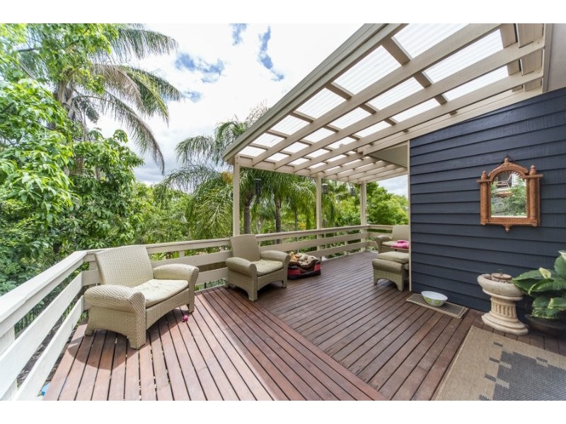 39 Adaminaby Drive, Helensvale QLD 4212