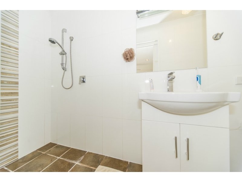 39 Adaminaby Drive, Helensvale QLD 4212