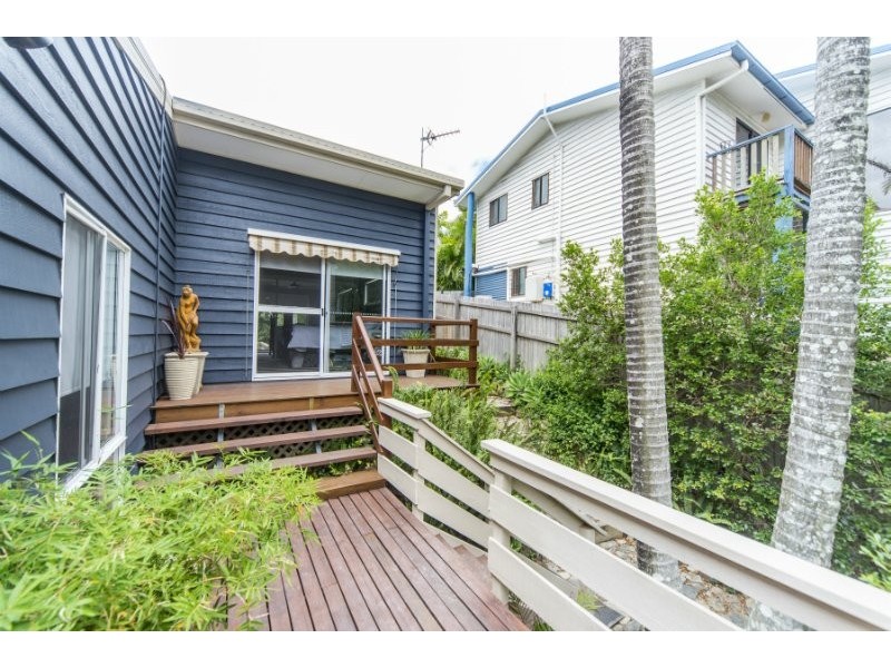 39 Adaminaby Drive, Helensvale QLD 4212