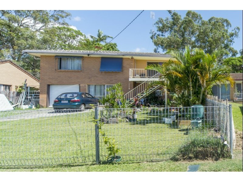 21 & 23 Enid Avenue, Southport QLD 4215
