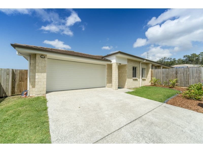 2/20 Aldgate Crescent, Pacific Pines QLD 4211