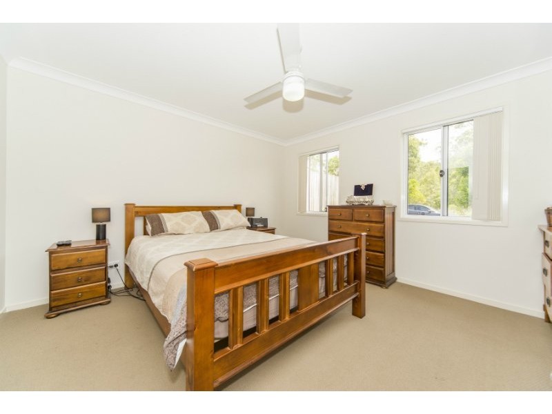 2/20 Aldgate Crescent, Pacific Pines QLD 4211