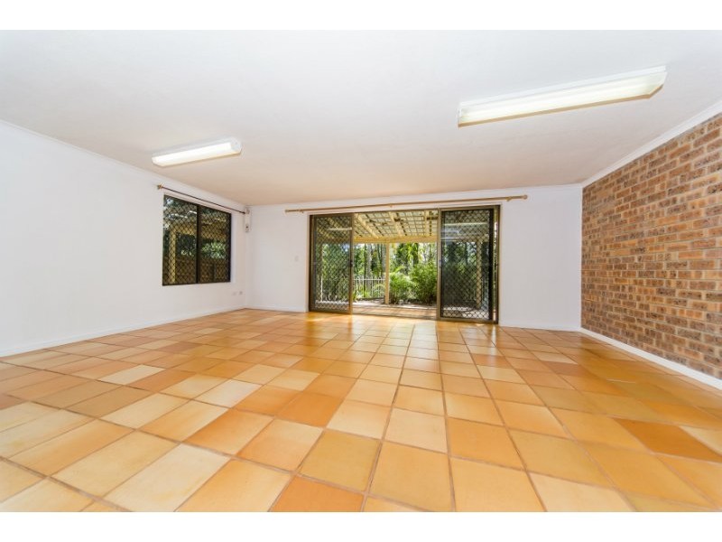51 Tamworth Drive, Helensvale QLD 4212