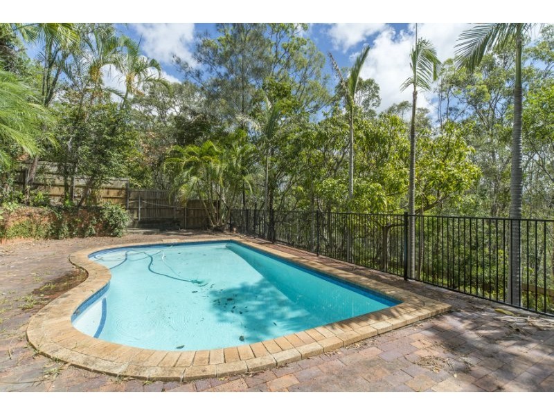 51 Tamworth Drive, Helensvale QLD 4212