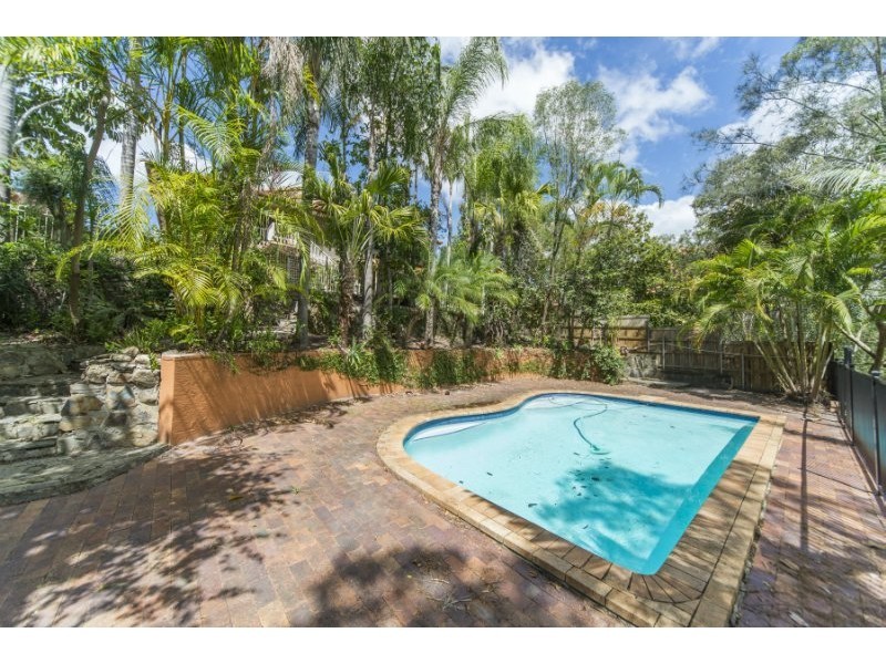 51 Tamworth Drive, Helensvale QLD 4212
