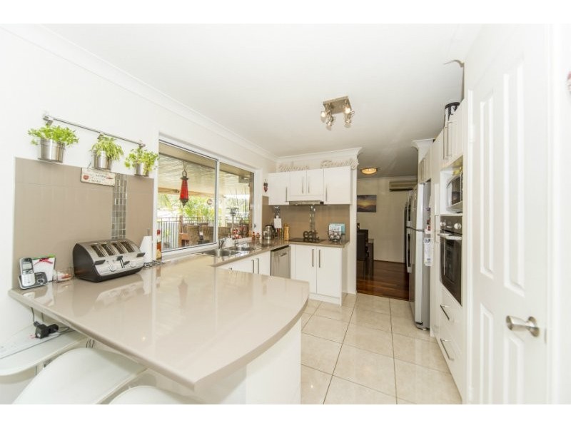 77 Santa Isobel Boulevarde, Pacific Pines QLD 4211