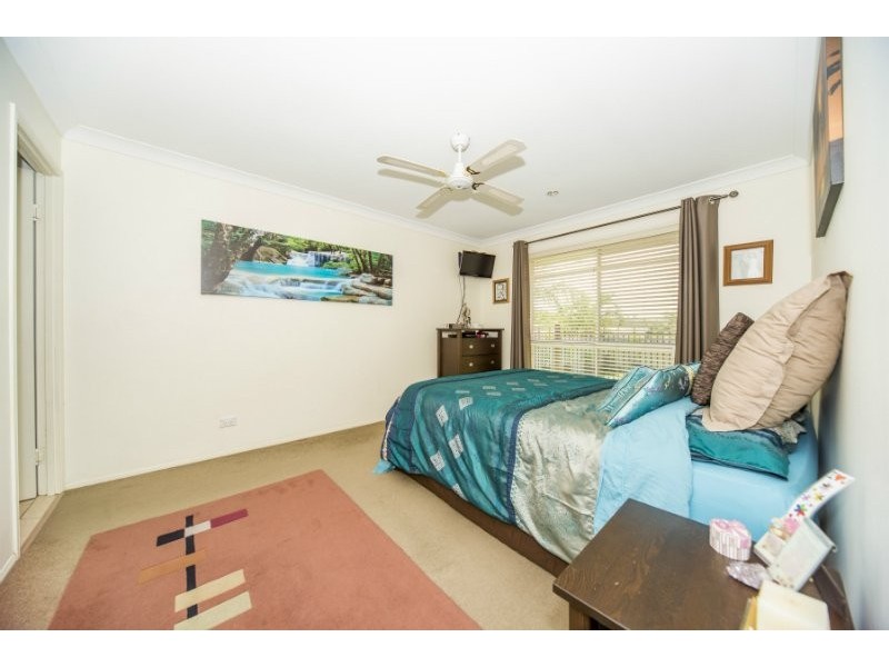 77 Santa Isobel Boulevarde, Pacific Pines QLD 4211
