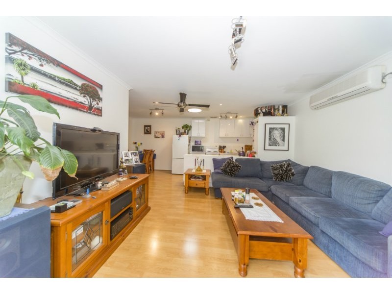 2/3 Vine Court, Oxenford QLD 4210