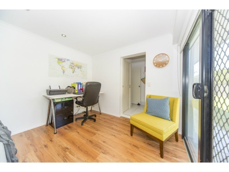 1 Tambo Court, Helensvale QLD 4212