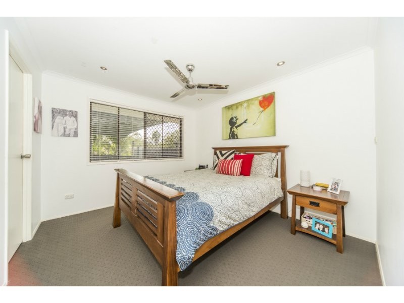 1 Tambo Court, Helensvale QLD 4212