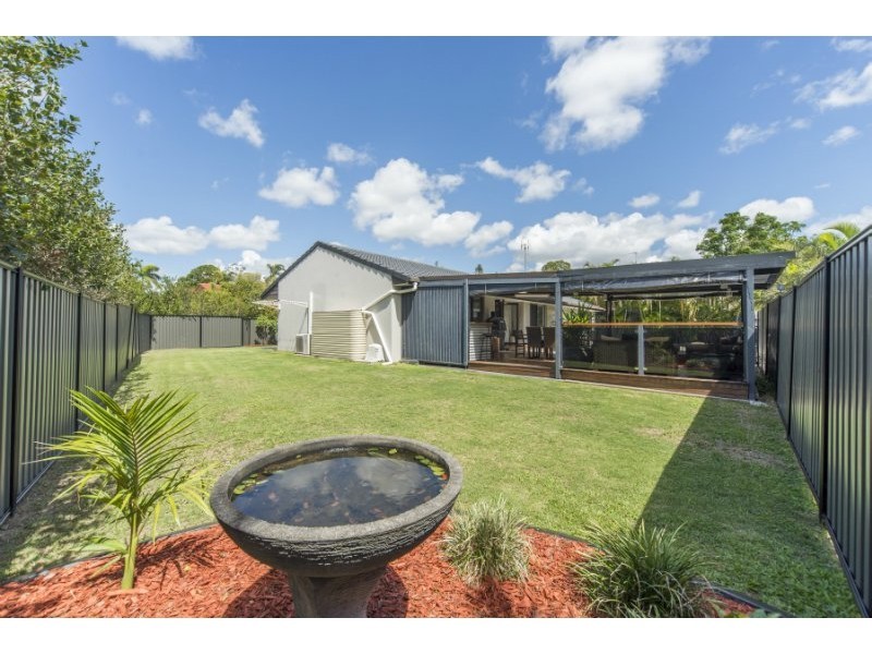 1 Tambo Court, Helensvale QLD 4212