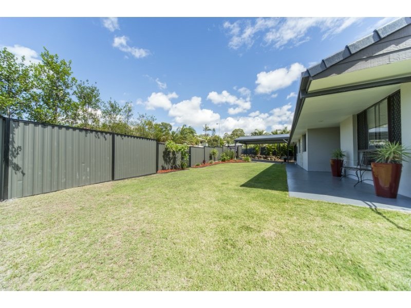 1 Tambo Court, Helensvale QLD 4212