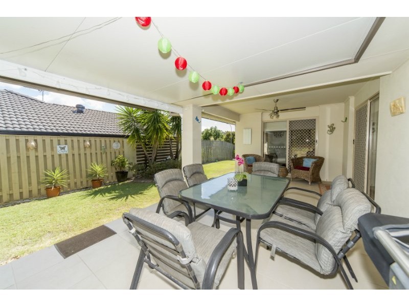 27 Witheren Circuit, Pacific Pines QLD 4211