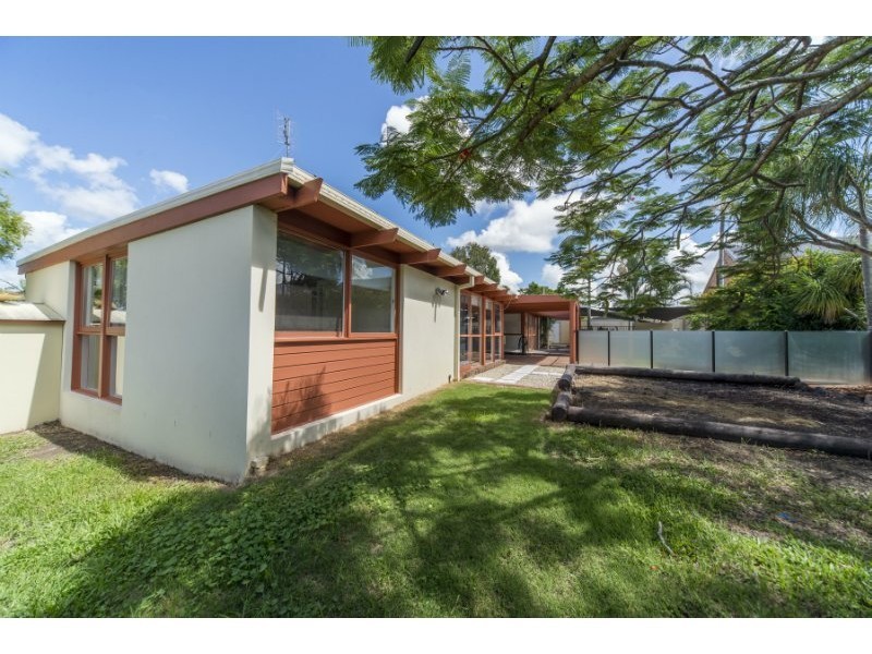 17 Cadell Drive, Helensvale QLD 4212