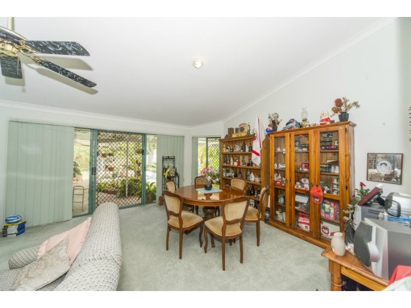 4 Poeppel Place, Helensvale QLD 4212