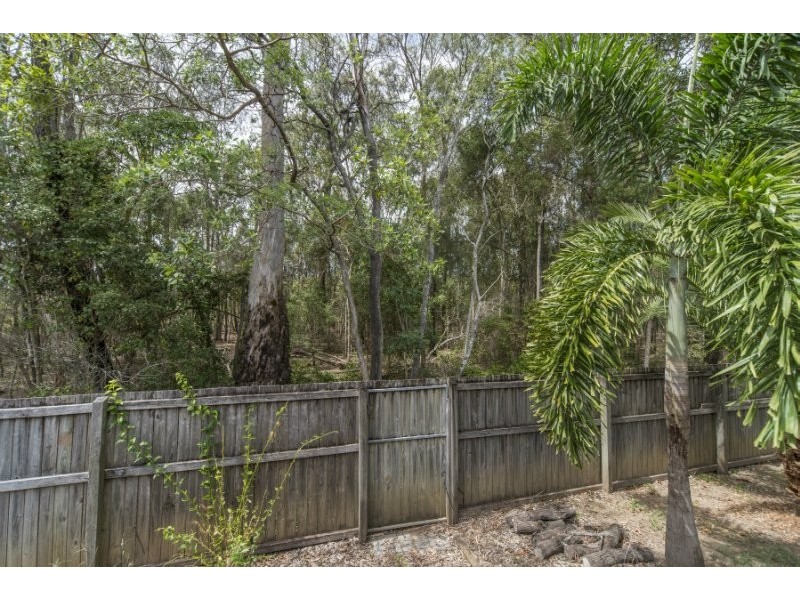 4 Poeppel Place, Helensvale QLD 4212