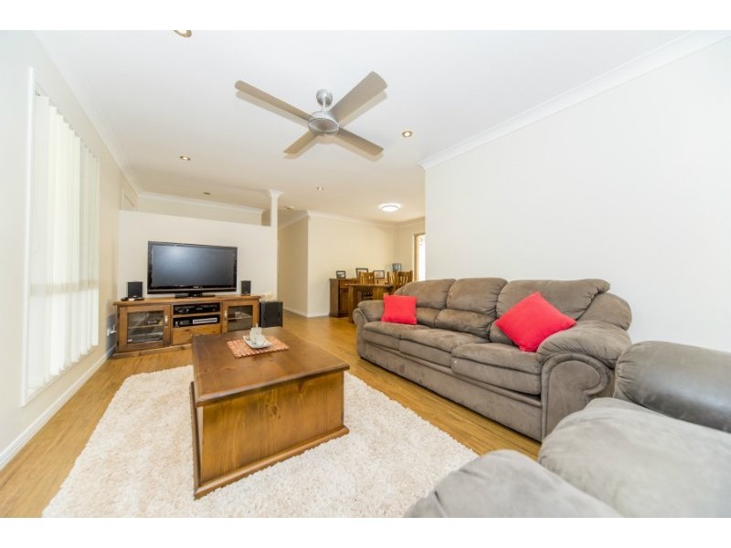 5 Weka Street, Oxenford QLD 4210