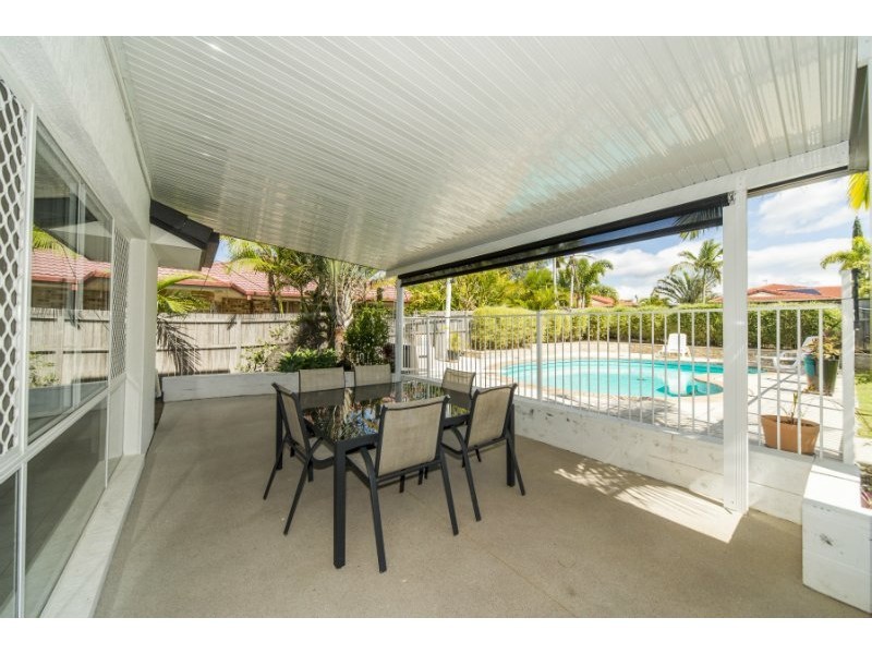 12 Boreen Court, Helensvale QLD 4212