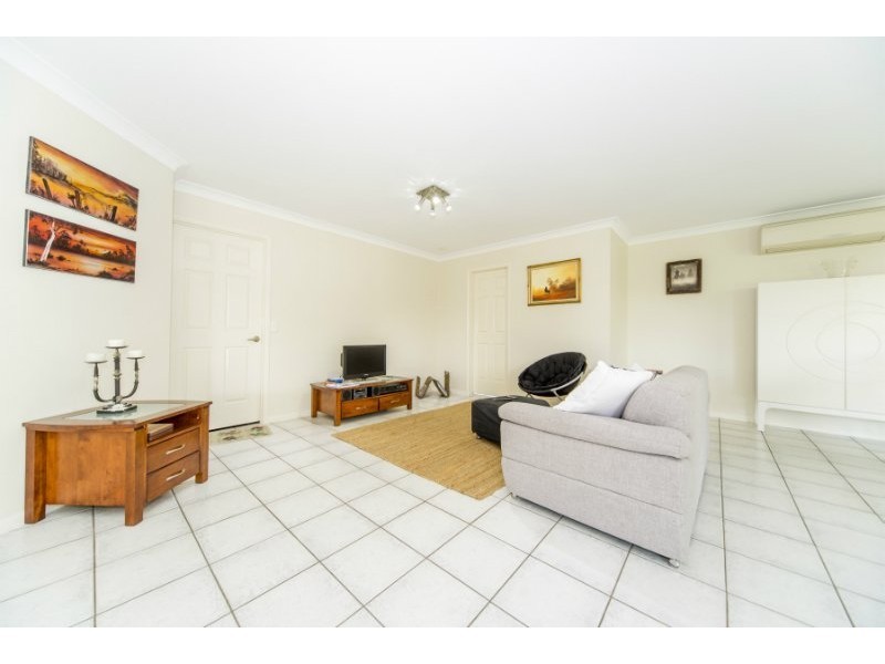 12 Boreen Court, Helensvale QLD 4212