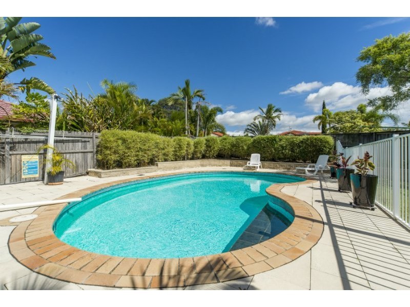 12 Boreen Court, Helensvale QLD 4212