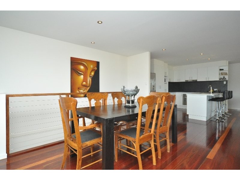 137 Wunburra Circle, Pacific Pines QLD 4211