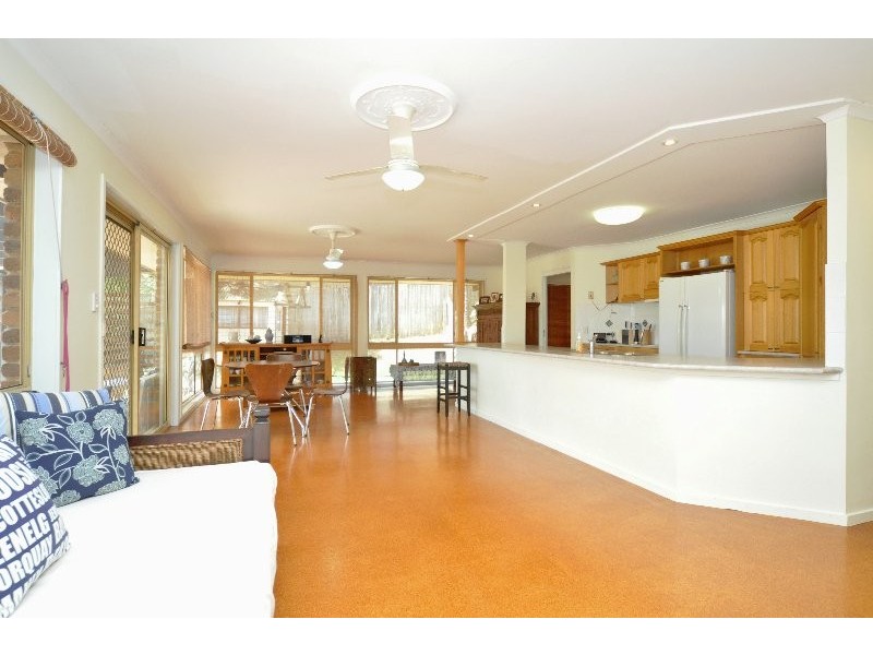 8 Katoomba Court, Helensvale QLD 4212