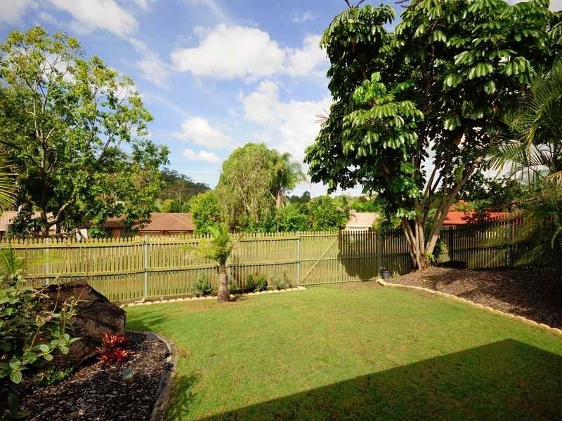 2/19 Chaplin Crescent, Oxenford QLD 4210