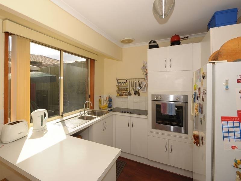 2/19 Chaplin Crescent, Oxenford QLD 4210